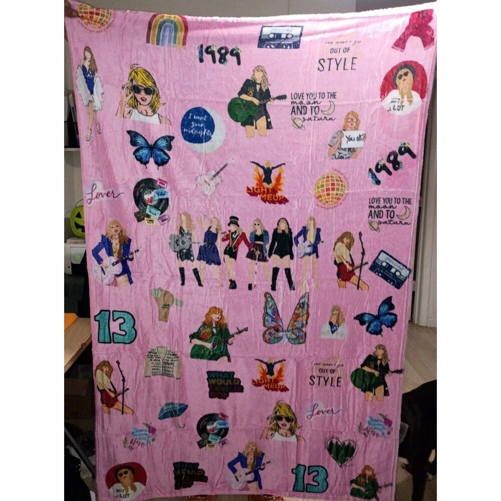 Taylor Swift the Eras Tour Plush Throw Blanket 50x60 New Comes With Pillow Case.